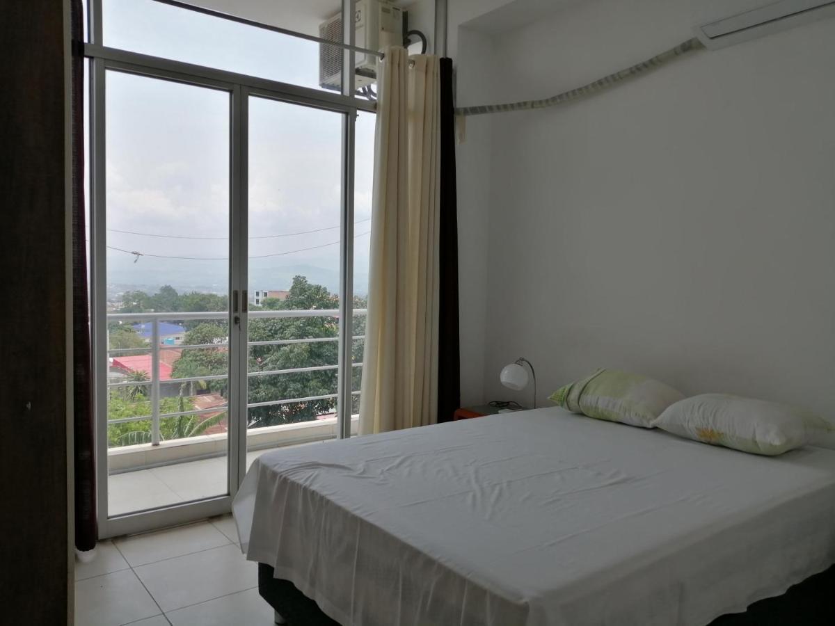 La Casa Del Italiano Bed & Breakfast Тарапото Екстериор снимка